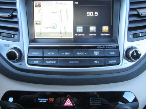 Used 2016 Hyundai Tucson Limited w/ Option Group 03 image 11