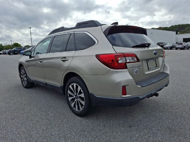 Used 2016 Subaru Outback 3.6R Limited AWD/4WD image 4