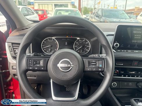 Used 2023 Nissan Rogue SV AWD/4WD image 20