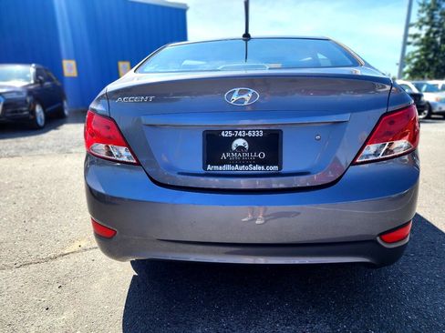 Used 2015 Hyundai Accent GLS image 6