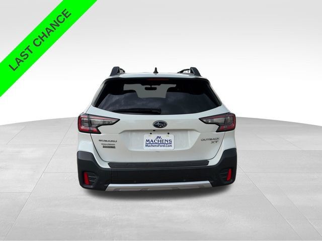 Used 2022 Subaru Outback Limited XT AWD/4WD image 4