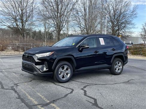 Used 2024 Toyota RAV4 XLE image 1