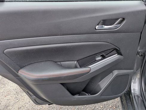 Used 2025 Nissan Altima 2.5 SR image 22