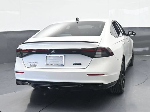 Used 2025 Honda Accord Sport image 5