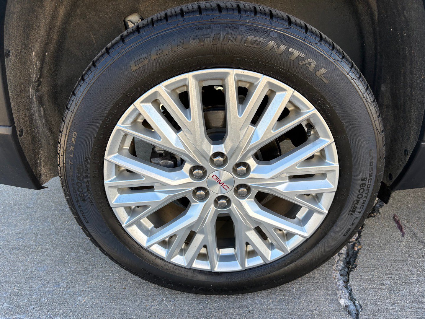 Used 2024 GMC Acadia Elevation FWD image 15