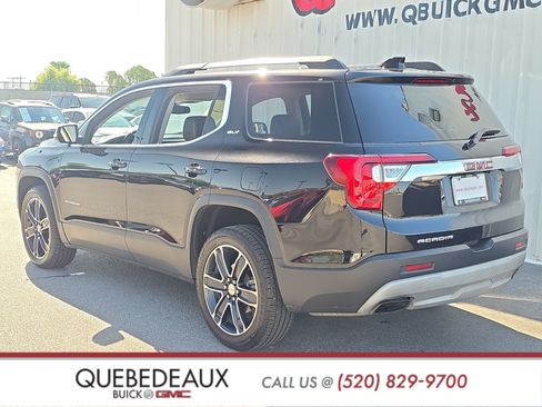 Used 2022 GMC Acadia SLT w/ Preferred Package FWD image 5