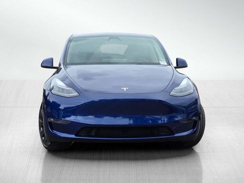 Used 2023 Tesla Model Y Performance AWD/4WD image 3