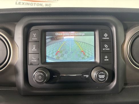 Used 2019 Jeep Wrangler Unlimited Sport S image 16