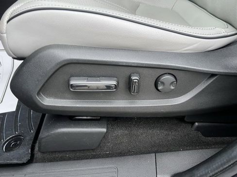 Used 2023 Honda Pilot Elite image 26