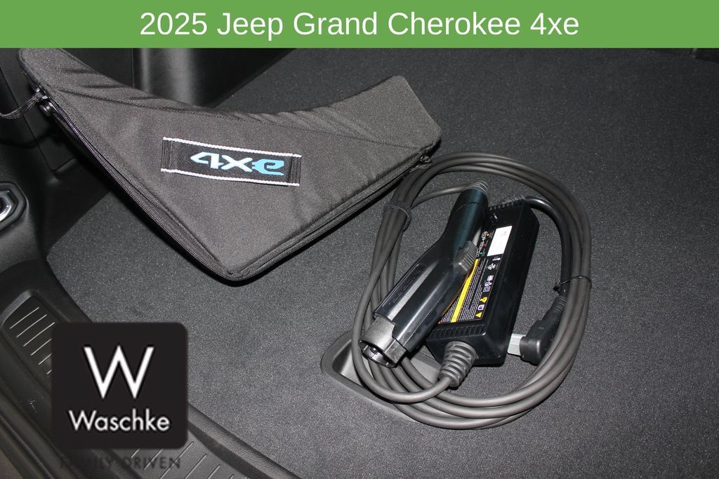 New 2025 Jeep Grand Cherokee Limited 4xe w/ Trailer Tow Package AWD/4WD image 20