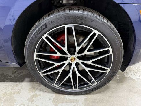 Used 2023 Porsche Macan S AWD/4WD image 6