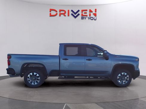New 2026 Chevrolet Silverado 2500 Custom w/ Custom Value Package image 6