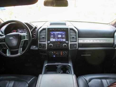 Used 2020 Ford F250 Platinum w/ FX4 Off-Road Package image 28