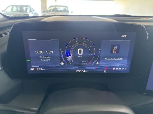 Used 2025 Chevrolet Traverse LT FWD image 15
