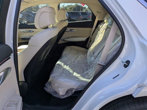 New 2026 Genesis GV70 2.5T Select image 14