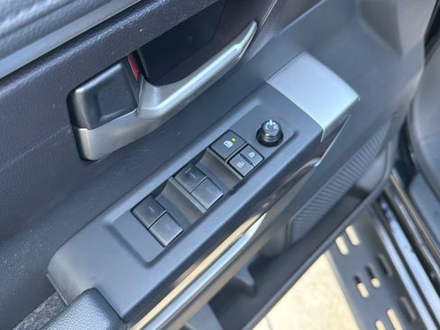 Used 2025 Toyota Tundra SR5 w/ SR5 Convenience Package AWD/4WD image 16