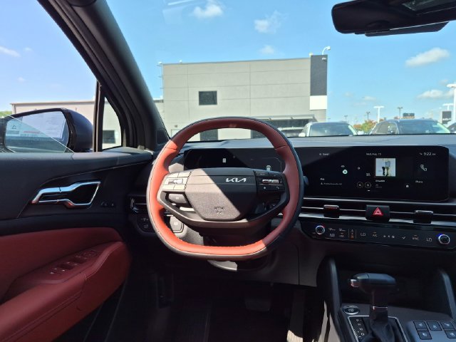 New 2026 Kia Sportage SX FWD image 13