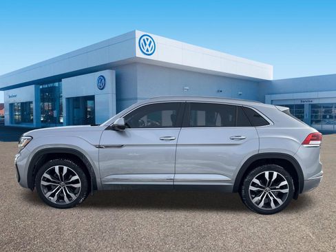 Used 2021 Volkswagen Atlas Cross Sport SEL R-Line image 4