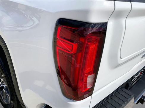 Used 2026 GMC Sierra 1500 SLT RWD image 27