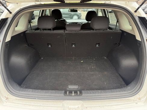 Used 2019 Kia Niro LX image 5