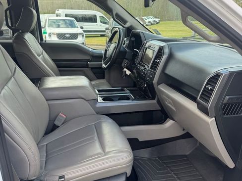 Used 2018 Ford F150 XLT w/ Equipment Group 302A Luxury image 9