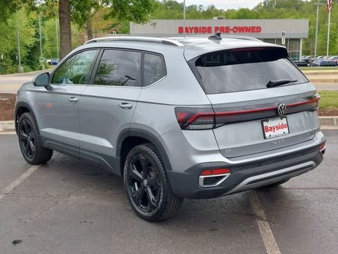 Used 2025 Volkswagen Taos SEL w/ Black Wheel Plus Package AWD/4WD image 15