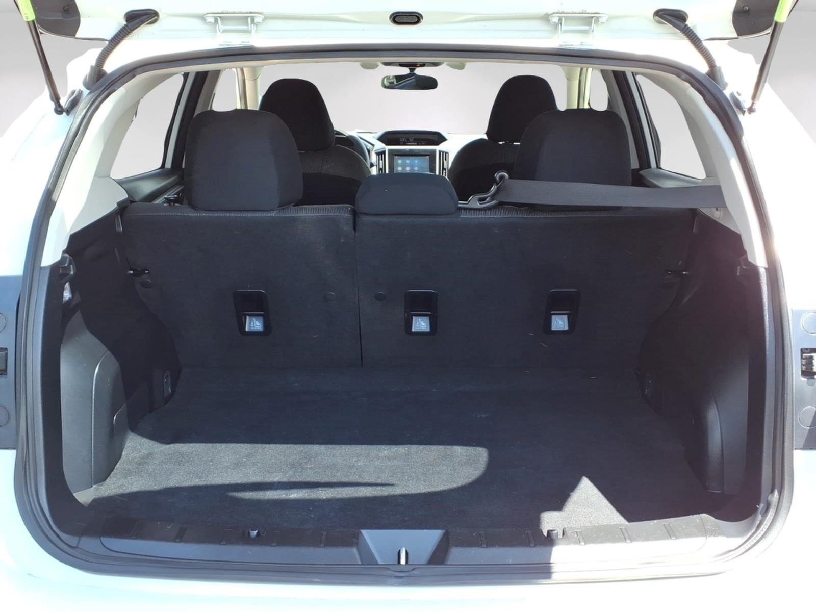 Used 2023 Subaru Crosstrek 2.0i AWD/4WD image 9