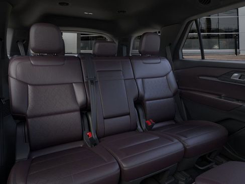 New 2026 Ford Explorer Platinum image 34