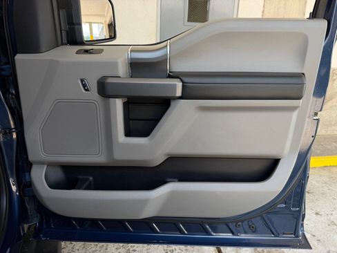 Used 2017 Ford F150 XLT w/ Equipment Group 302A Luxury AWD/4WD image 20