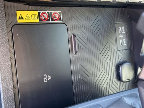 Used 2024 Toyota Tacoma 4x4 Double Cab Hybrid image 26