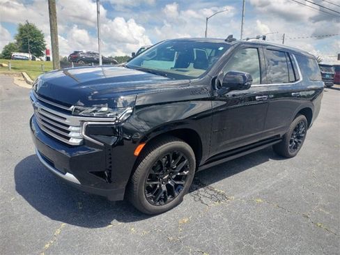 Used 2024 Chevrolet Tahoe High Country image 3