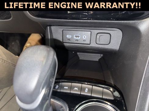 Used 2023 Buick Encore GX Essence w/ Experience Buick Package image 24