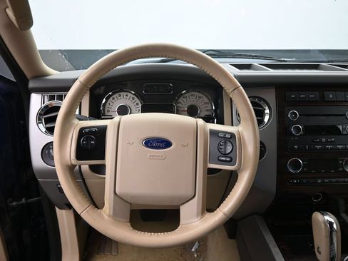 Used 2014 Ford Expedition EL XLT w/ Equipment Group 202A AWD/4WD image 15