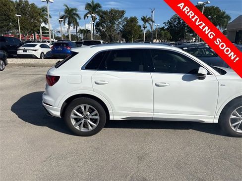 Used 2021 Audi Q3 2.0T Premium w/ Convenience Package image 13