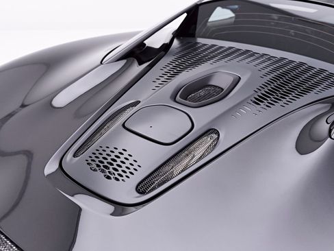 Used 2026 McLaren Artura RWD image 39