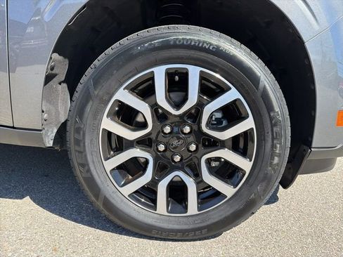 Used 2022 Ford Maverick Lariat w/ Lariat Luxury Package image 21