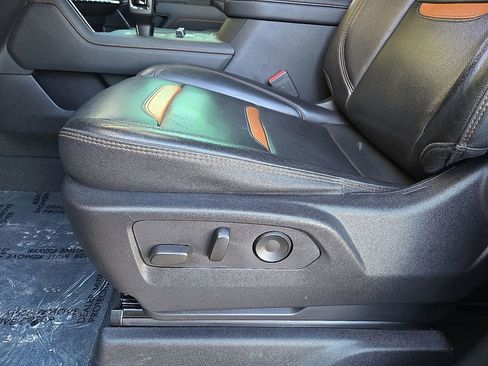 Used 2022 GMC Sierra 1500 AT4 w/ AT4 Premium Package image 24