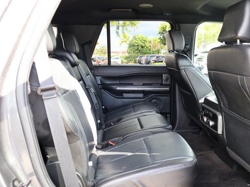 Used 2018 Ford Expedition XLT w/ Equipment Group 201A image 33