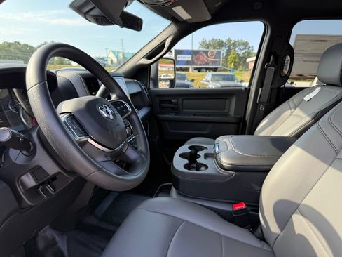 New 2027 RAM 3500 Tradesman w/ Chrome Appearance Group A AWD/4WD image 4