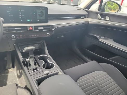 New 2026 Kia K5 LXS FWD image 10