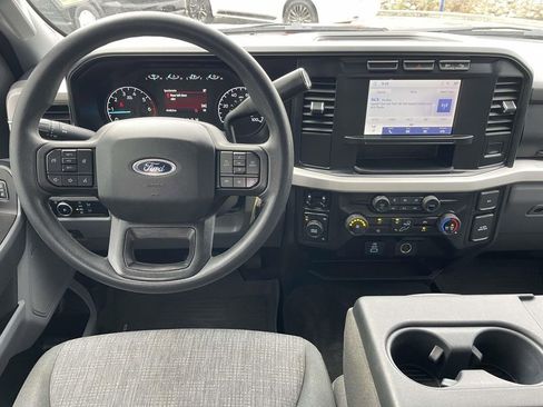 Used 2024 Ford F350 XLT w/ FX4 Off-Road Package image 4
