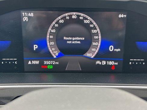 Certified 2023 Volkswagen Tiguan SE image 44