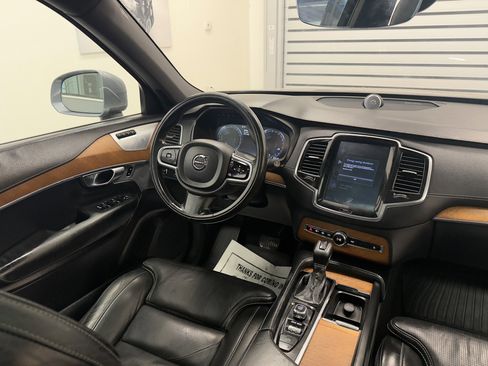 Used 2018 Volvo XC90 T6 Inscription w/ Convenience Package image 18