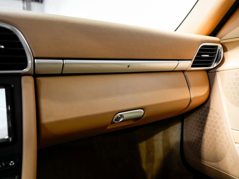 Used 2011 Porsche 911 Carrera GTS image 17