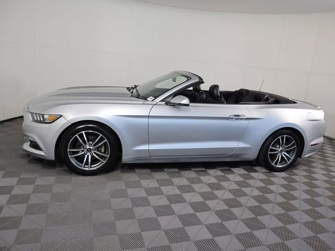 Used 2016 Ford Mustang Premium image 8