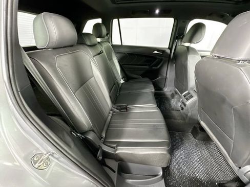 Used 2023 Volkswagen Tiguan SE R-Line AWD/4WD image 27