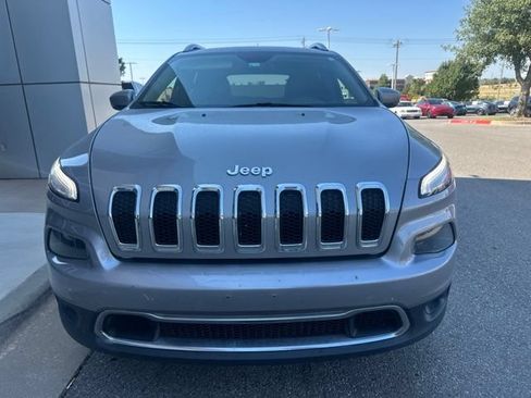 Used 2016 Jeep Cherokee Limited AWD/4WD image 2