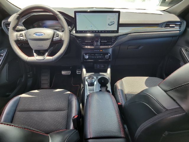 Used 2023 Ford Escape ST-Line w/ Tech Pack #1 AWD/4WD image 15