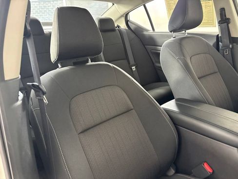 Used 2023 Nissan Altima 2.5 SV w/ SV Premium Package FWD image 32