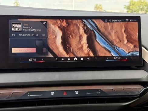 Used 2025 BMW X3 xDrive30i w/ Premium Package image 28